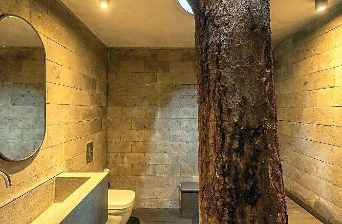 Rumah Lituhayu ホテル 4*